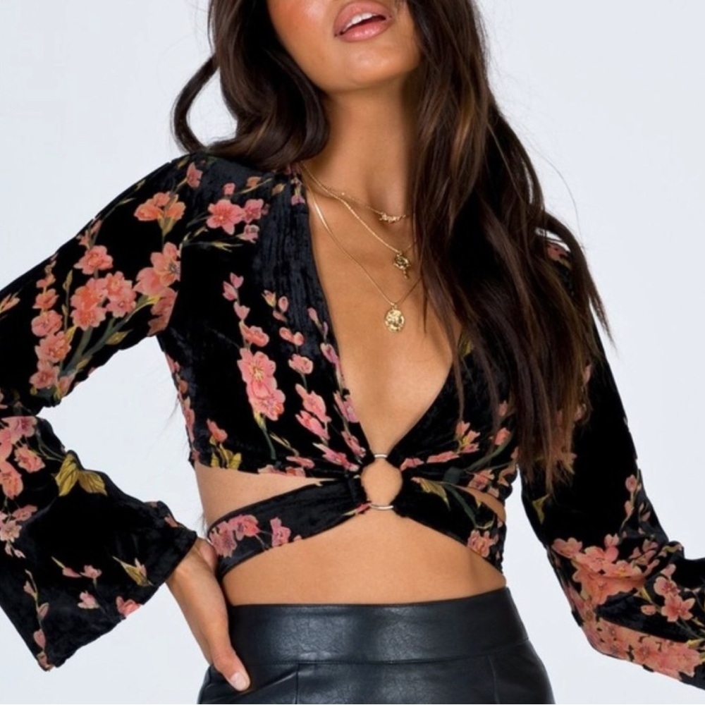 Princess Polly Cartiar Velvet Floral Wrap Top Size 0